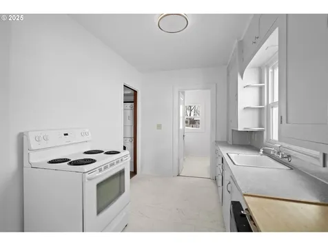 35 W Mary Street Lebanon OR 97355