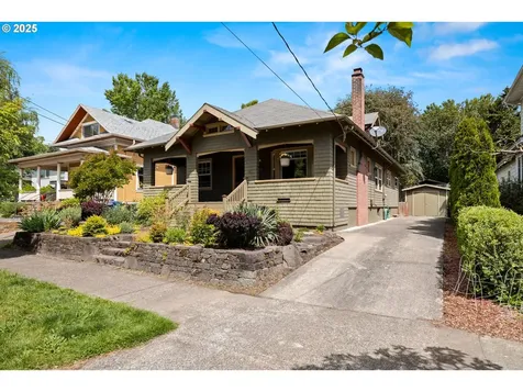 3113 SE Main Street Portland OR 97214