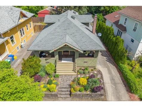 3113 SE Main Street Portland OR 97214