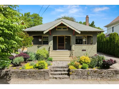 3113 SE Main Street Portland OR 97214