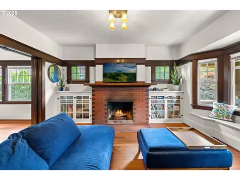 3113 SE Main Street Portland OR 97214