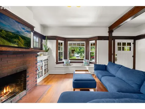 3113 SE Main Street Portland OR 97214