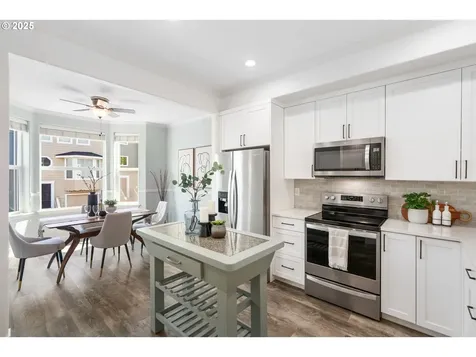 13285 SW Kingston Place Portland OR 97223