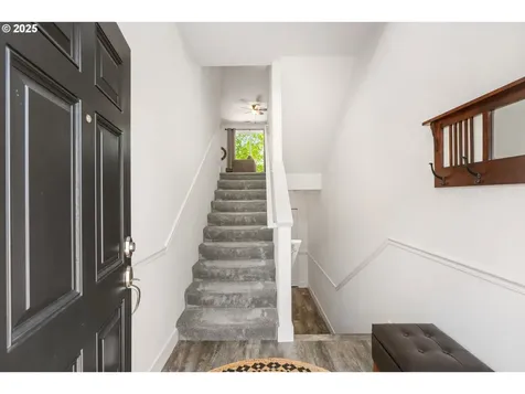 13285 SW Kingston Place Portland OR 97223