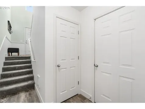 13285 SW Kingston Place Portland OR 97223