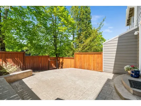 13285 SW Kingston Place Portland OR 97223