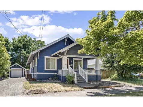 128 NW 9th Street Mcminnville OR 97128
