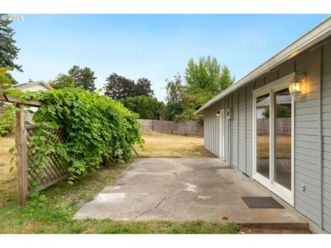 212 NW 83rd Street Vancouver WA 98665