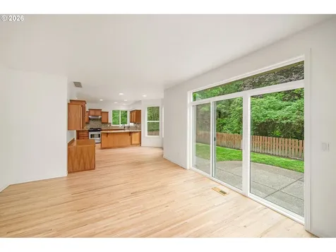 8416 SW Cedarcrest Street Portland OR 97223