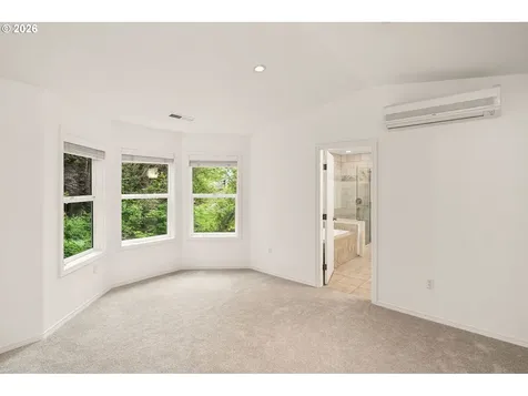 8416 SW Cedarcrest Street Portland OR 97223