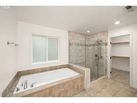 8416 SW Cedarcrest Street Portland OR 97223