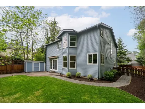8416 SW Cedarcrest Street Portland OR 97223