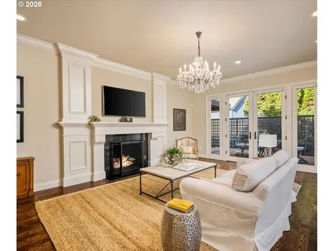 2744 SW Sherwood Drive Portland OR 97201