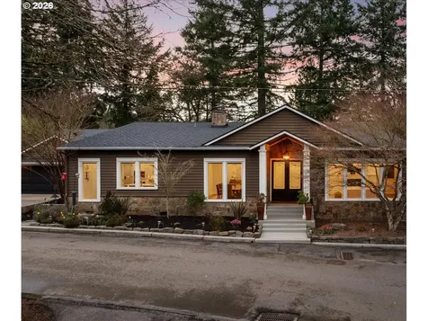 2744 SW Sherwood Drive Portland OR 97201