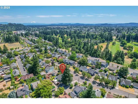 6907 NE Alameda Street Portland OR 97213