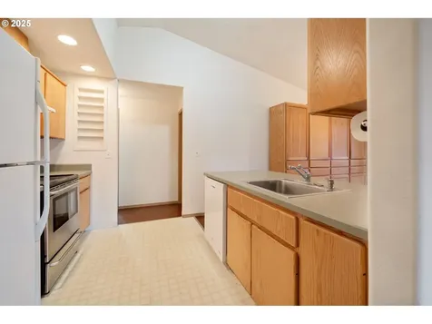 2301 NW Aubrey Lane Gresham OR 97030