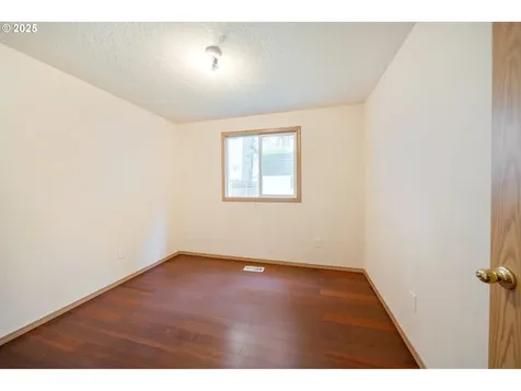 2301 NW Aubrey Lane Gresham OR 97030