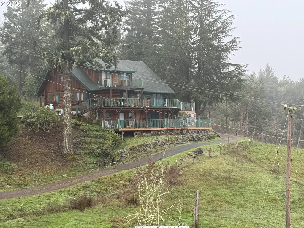 873 Strader Road Roseburg OR 97470