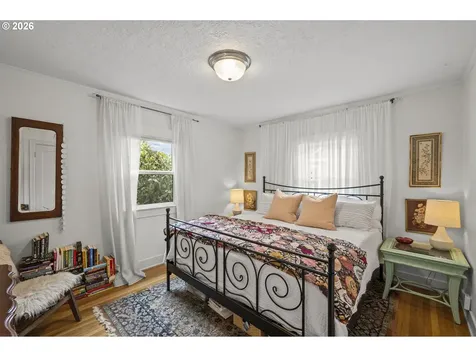 1304 NE 51st Avenue Portland OR 97213