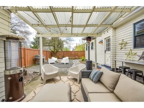 1304 NE 51st Avenue Portland OR 97213
