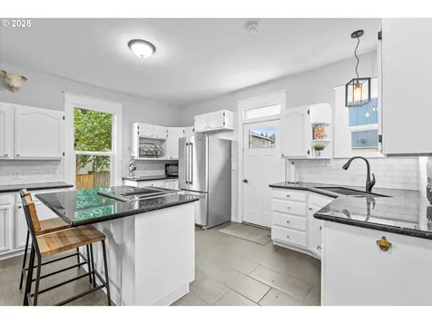 16287 Jada Way Oregon City OR 97045