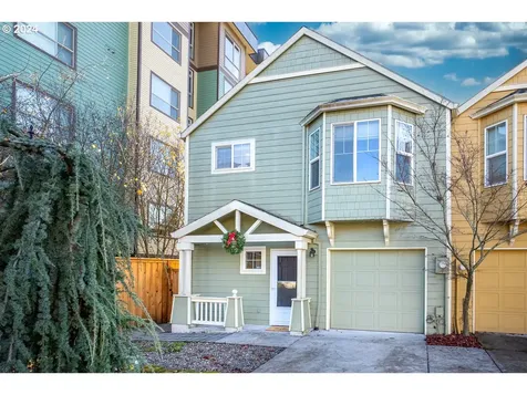 2668 NE 6th Place Portland OR 97212