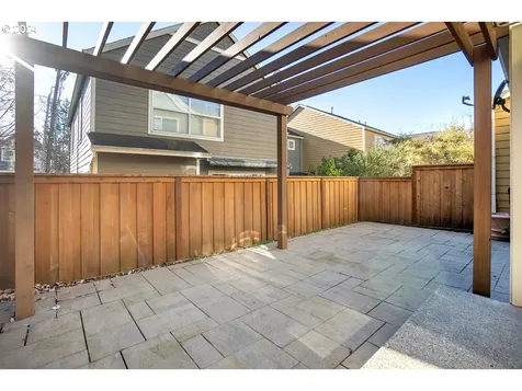 2668 NE 6th Place Portland OR 97212
