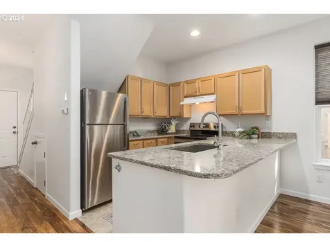 2668 NE 6th Place Portland OR 97212