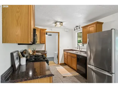 22153 S Dans Avenue Beavercreek OR 97004