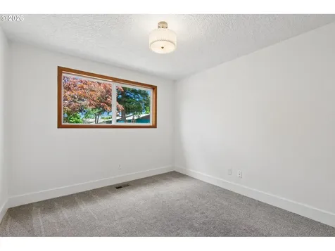 22153 S Dans Avenue Beavercreek OR 97004