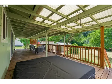 22153 S Dans Avenue Beavercreek OR 97004