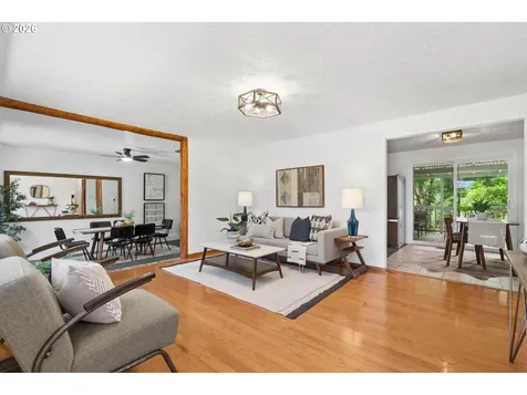 22153 S Dans Avenue Beavercreek OR 97004