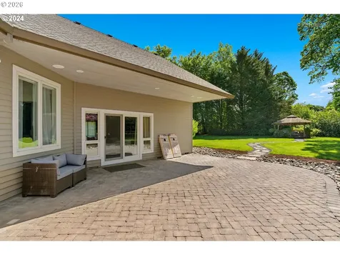 24300 NE Dayton Avenue Newberg OR 97132