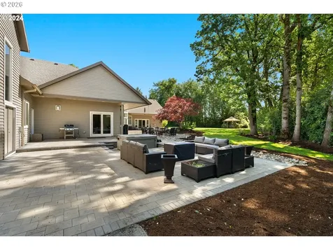 24300 NE Dayton Avenue Newberg OR 97132