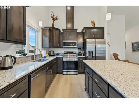 822 Spyglass Drive Bandon OR 97411