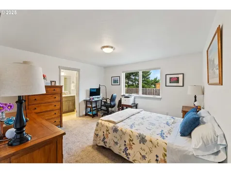 822 Spyglass Drive Bandon OR 97411
