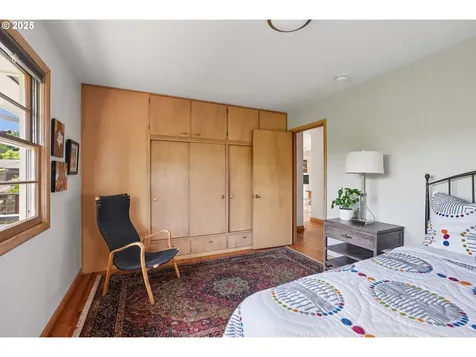 7017 N Mobile Avenue Portland OR 97217