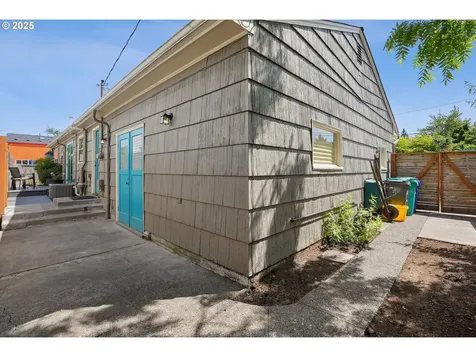 7017 N Mobile Avenue Portland OR 97217