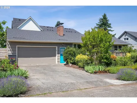 7017 N Mobile Avenue Portland OR 97217
