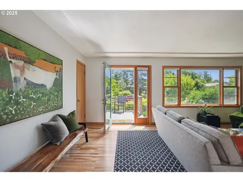 7017 N Mobile Avenue Portland OR 97217