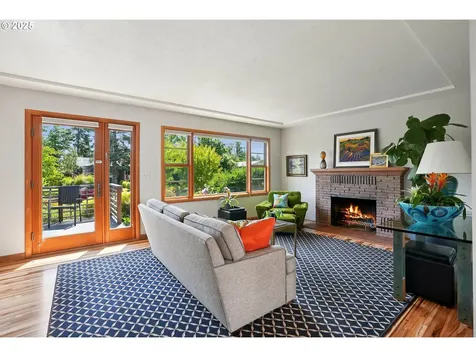 7017 N Mobile Avenue Portland OR 97217