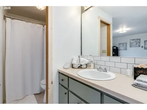 14007 NE 89th Circle Vancouver WA 98682