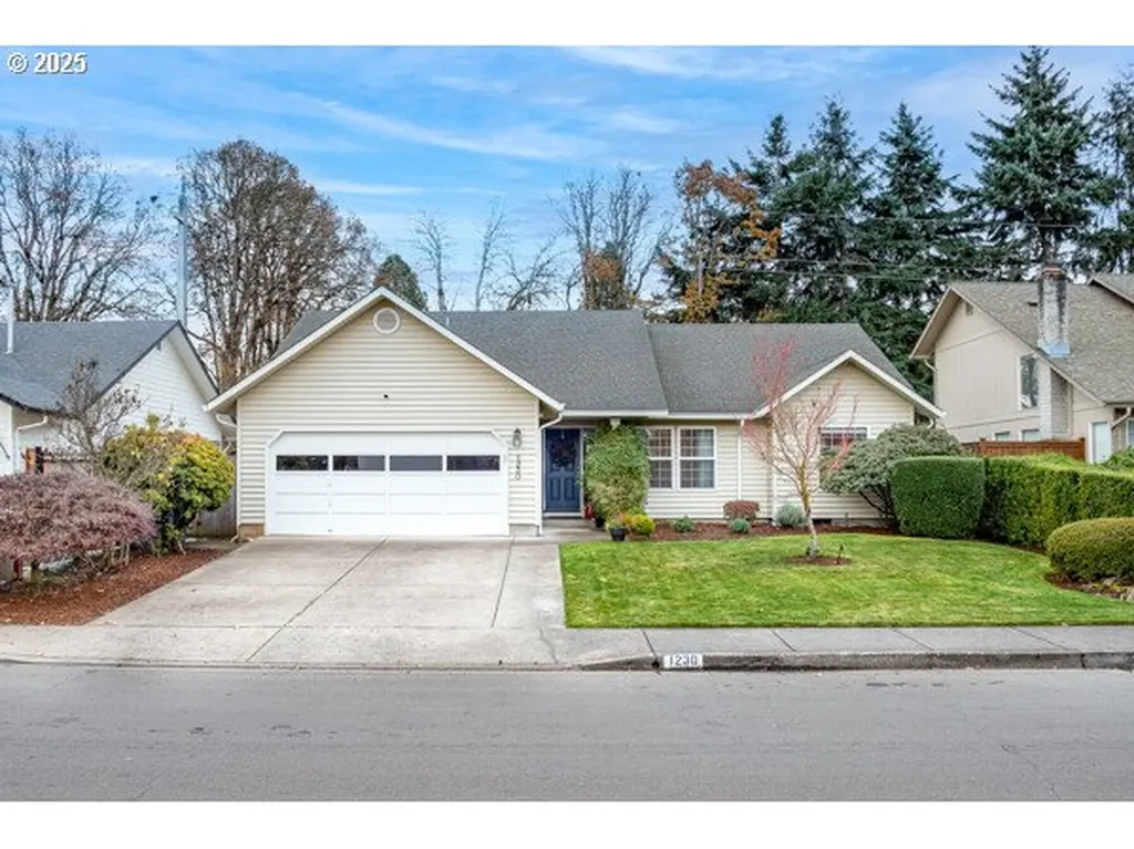1230 Risden Place Eugene OR 97404