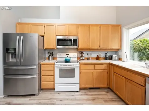 1230 Risden Place Eugene OR 97404