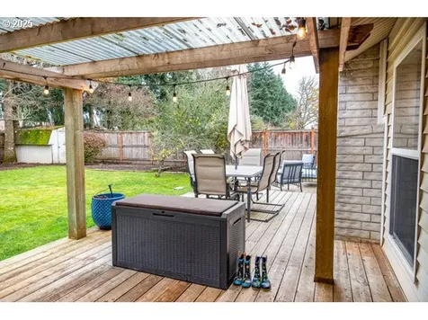 1230 Risden Place Eugene OR 97404