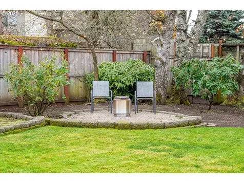 1230 Risden Place Eugene OR 97404