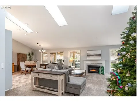 1230 Risden Place Eugene OR 97404