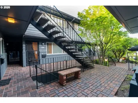 1827 NE Multnomah Street Portland OR 97232