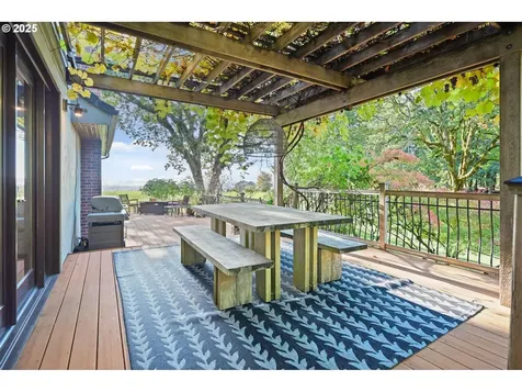 10151 NE Rivenwood Lane Carlton OR 97111