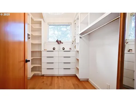 10151 NE Rivenwood Lane Carlton OR 97111